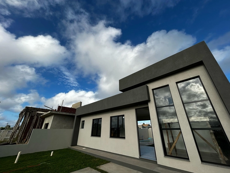 CASA NOVA A VENDA EM ATLÂNTIDA SUL!: 5ª foto da galeria de imagens do imóvel