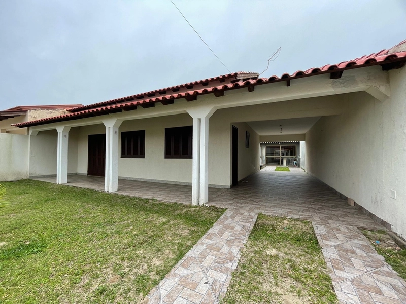Casa à venda em Atlântida Sul!: 3ª foto da galeria de imagens do imóvel