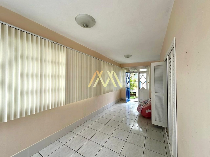Ótima casa com dois terrenos: 18ª foto da galeria de imagens do imóvel