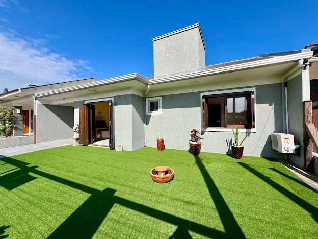 CASA DE 03 QUARTOS A VENDA EM NOIVA DO MAR!: 2ª foto da galeria de imagens do imóvel