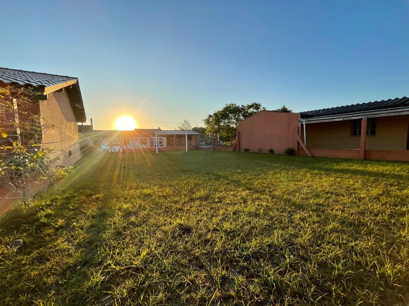 CASA A 450 METROS DO MAR, COM 2 TERRENOS!: 17ª foto da galeria de imagens do imóvel