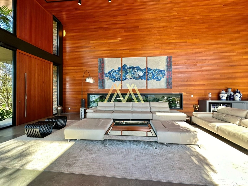Belíssimo sobrado com piscina: 5ª foto da galeria de imagens do imóvel