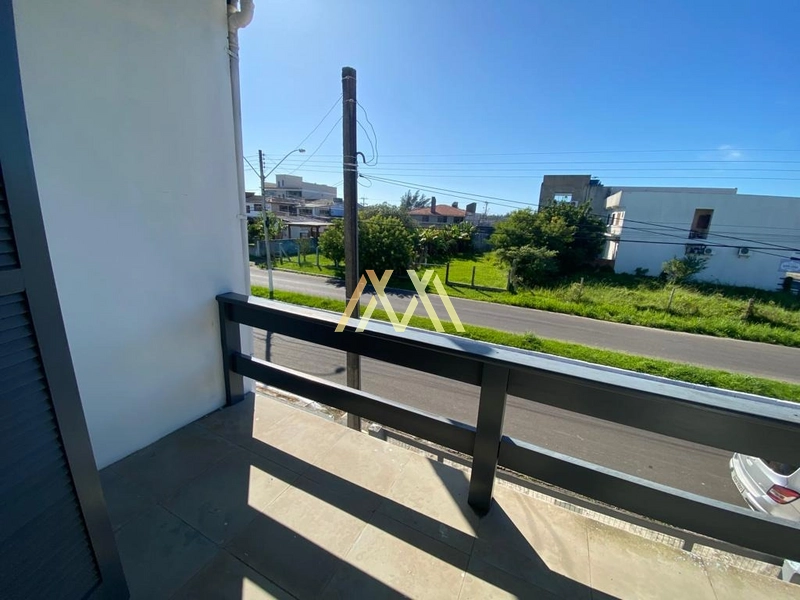 Sobrado de esquina com piscina à venda em Atlântida Sul!: 15ª foto da galeria de imagens do imóvel