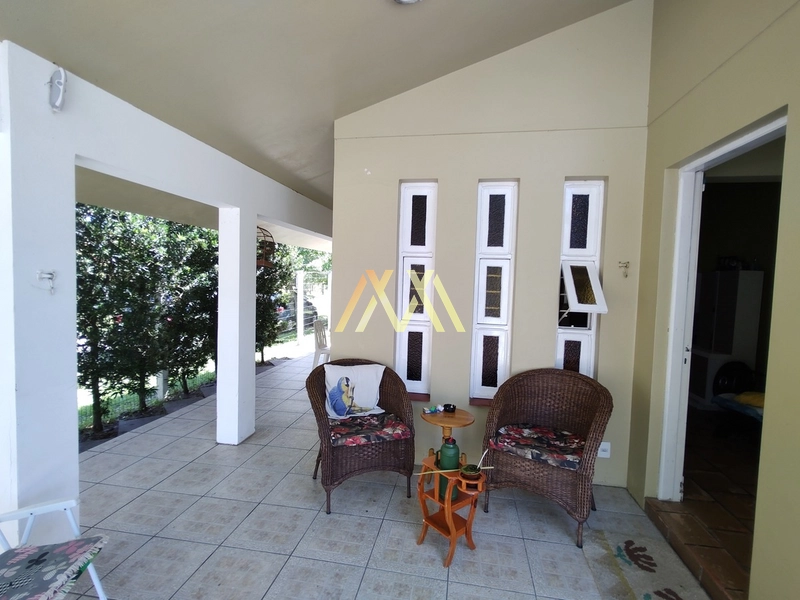 Linda casa em ótima localização!: 3ª foto da galeria de imagens do imóvel
