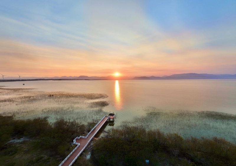 Sobrado Beira lago á venda no condomínio Ilhas RESORT: 29ª foto da galeria de imagens do imóvel
