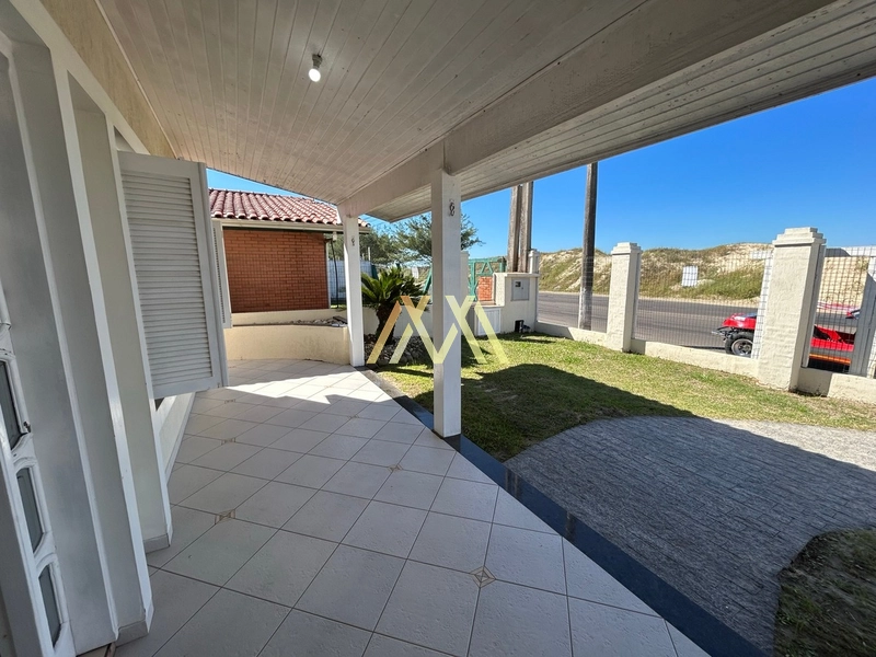 Casa beira mar à venda em Atlântida Sul!: 5ª foto da galeria de imagens do imóvel