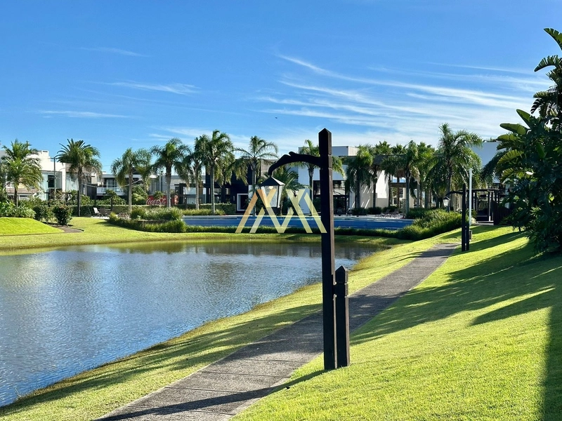 Casa beira lago à venda em condomínio em Capão da Canoa!: 15ª foto da galeria de imagens do imóvel