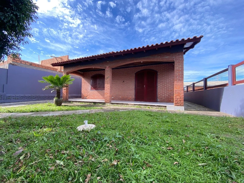CASA À VENDA EM ATLÂNTIDA SUL!: 1ª foto da galeria de imagens do imóvel