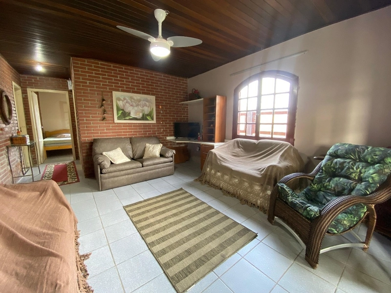 CASA À VENDA EM ATLÂNTIDA SUL!: 3ª foto da galeria de imagens do imóvel