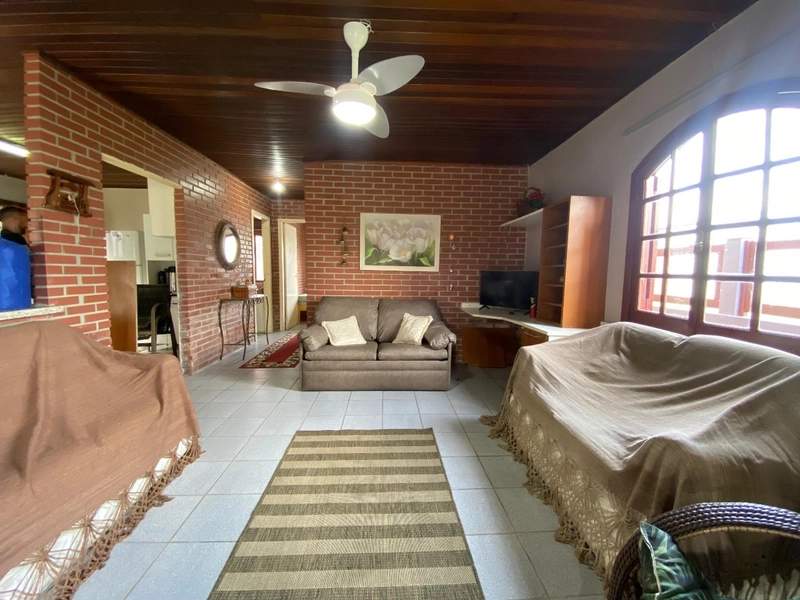 CASA À VENDA EM ATLÂNTIDA SUL!: 2ª foto da galeria de imagens do imóvel