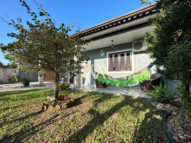 Casa à venda em Atlântida Sul!: 2ª foto da galeria de imagens do imóvel