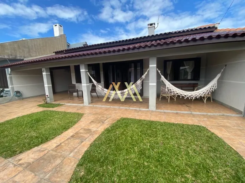 Casa à venda 50 metros do mar!: 2ª foto da galeria de imagens do imóvel