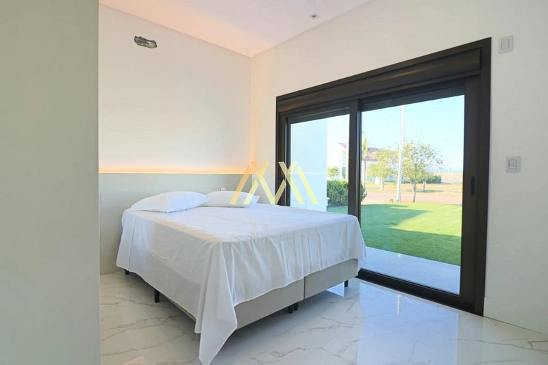 Casa beira lago à venda no condomínio Green Village em Xangri-Lá!: 23ª foto da galeria de imagens do imóvel