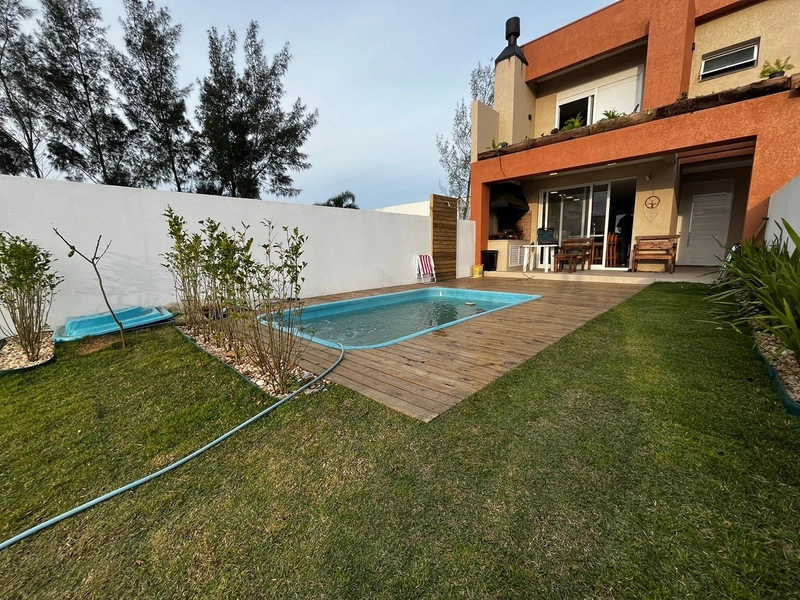 Duplex à venda em Xangri-Lá!: 1ª foto da galeria de imagens do imóvel