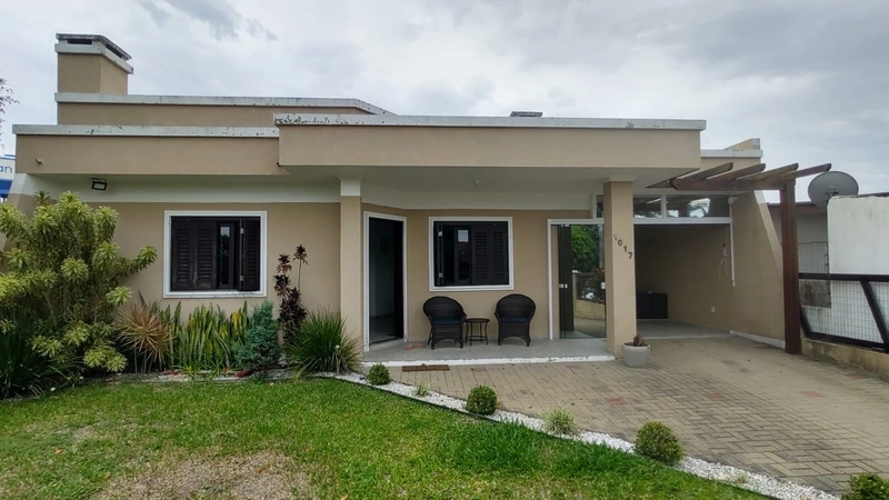 Casa à venda em Xangri-Lá!: 1ª foto da galeria de imagens do imóvel