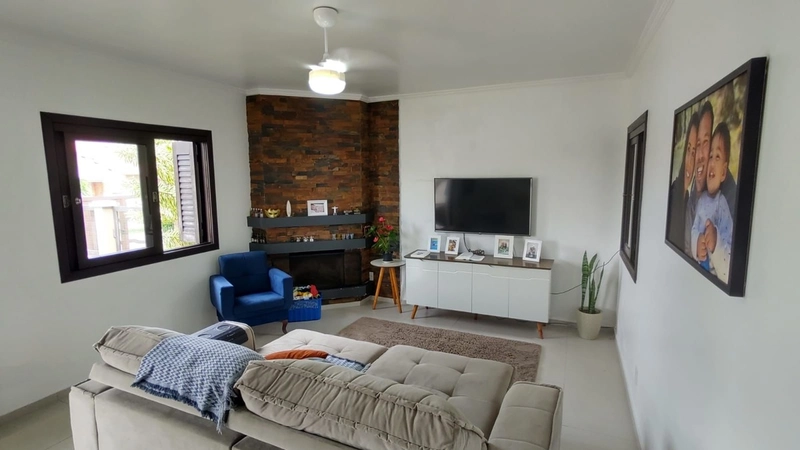 Casa à venda em Xangri-Lá!: 3ª foto da galeria de imagens do imóvel