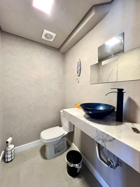 SOBRADO A VENDA NO BAIRRO ARPOADOR, MOBILIADO E DECORADO!: 11ª foto da galeria de imagens do imóvel