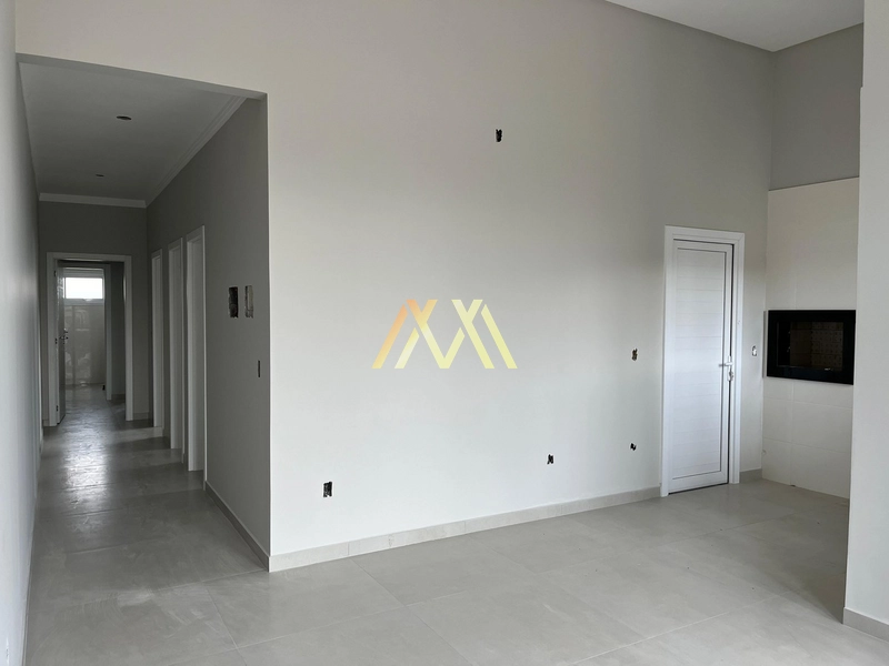 CASA A VENDA 03 QUARTOS EM XANGRI-LÁ!: 3ª foto da galeria de imagens do imóvel