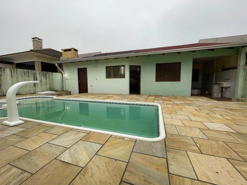 Casa a venda em Atlandida Sul !: 16ª foto da galeria de imagens do imóvel