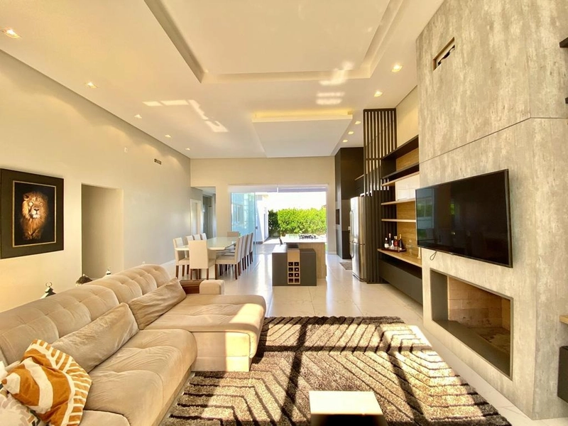 Casa a venda no condomínio DUBAI RESORT!: 4ª foto da galeria de imagens do imóvel