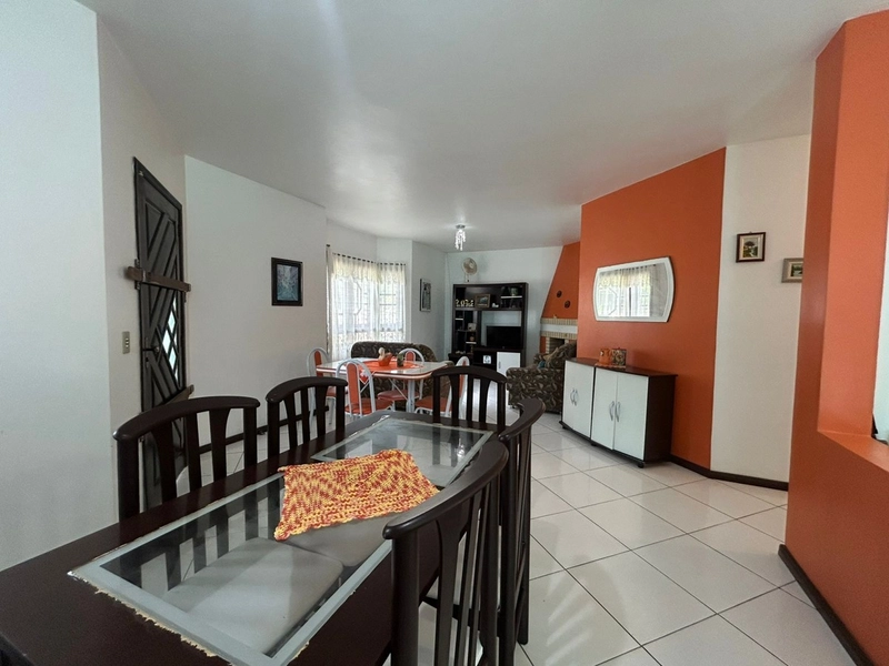 Casa a venda em Atlântida Sul!: 8ª foto da galeria de imagens do imóvel