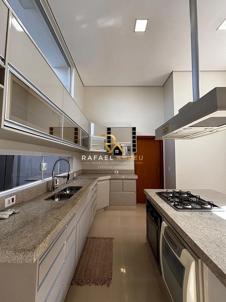 Casa Térrea para Locação no Village Damha II | 3 Suítes, Energia Solar e Planejados: 4ª foto da galeria de imagens do imóvel