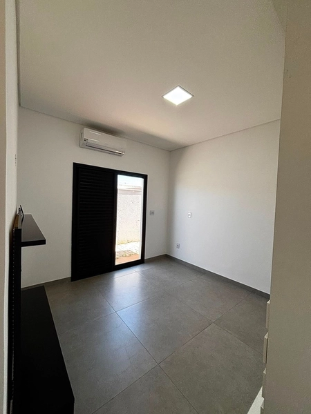 Casa à Venda no Condomínio Volpi | 3 Suítes | Piscina: 20ª foto da galeria de imagens do imóvel