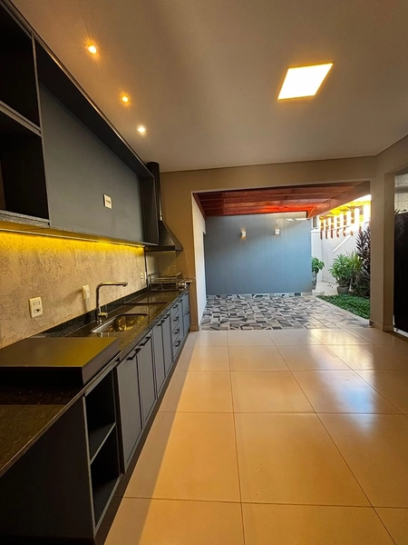 Casa de Alto Padrão para Locação no Quinta do Salto | 3 Suítes e Energia Fotovoltaica: 7ª foto da galeria de imagens do imóvel