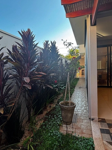Casa de Alto Padrão para Locação no Quinta do Salto | 3 Suítes e Energia Fotovoltaica: 4ª foto da galeria de imagens do imóvel