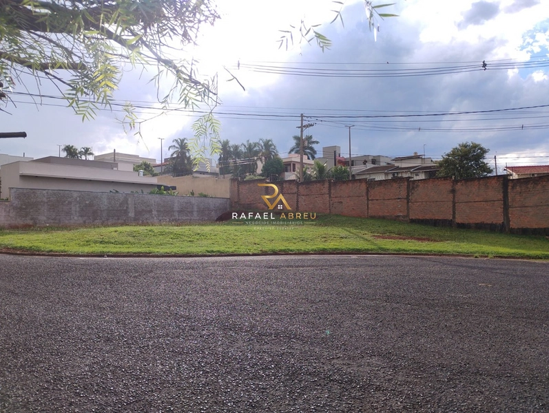 Terreno à Venda no Condomínio Nascente do Jaraguá em Araraquara | 596,98 m²: 2ª foto da galeria de imagens do imóvel