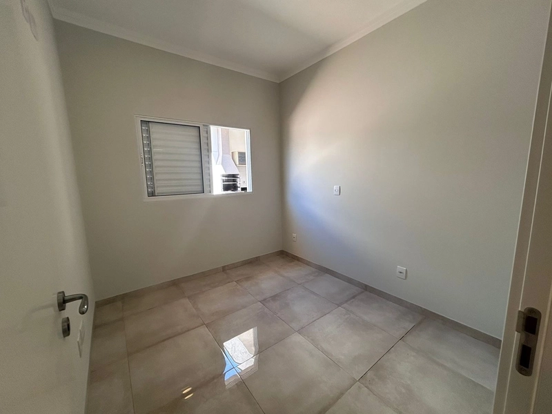 Casa à Venda no Condomínio Parque Atlanta | 3 Dormitórios: 4ª foto da galeria de imagens do imóvel