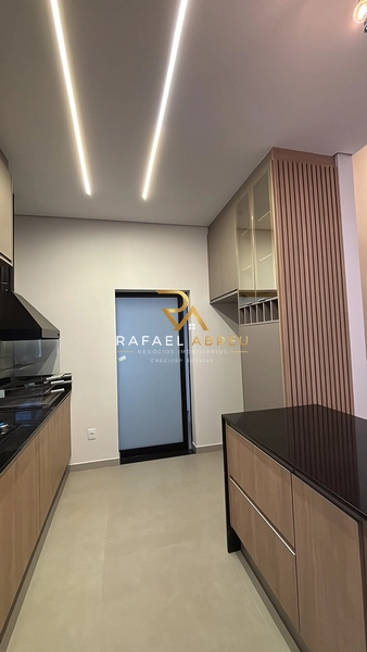 Casa à Venda no Village Damha III | 3 Suítes, Closet e Escritório: 7ª foto da galeria de imagens do imóvel