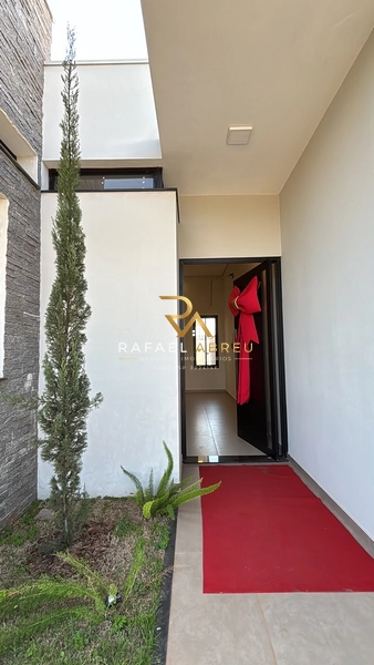 Casa à Venda no Village Damha III | 3 Suítes, Closet e Escritório: 2ª foto da galeria de imagens do imóvel