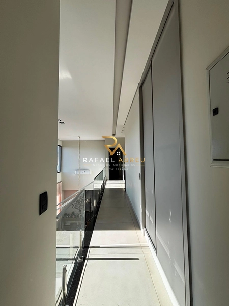 Sobrado à Venda no Quinta das Tipuanas | 3 Suítes, Elevador, Piscina Aquecida e Área Gourmet: 28ª foto da galeria de imagens do imóvel