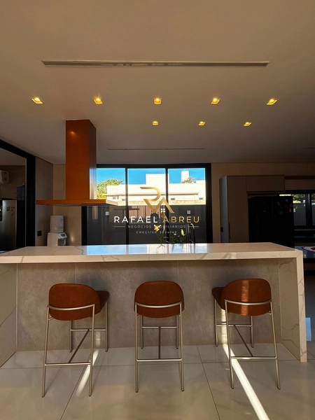 Sobrado à Venda no Quinta das Tipuanas | 3 Suítes, Elevador, Piscina Aquecida e Área Gourmet: 14ª foto da galeria de imagens do imóvel