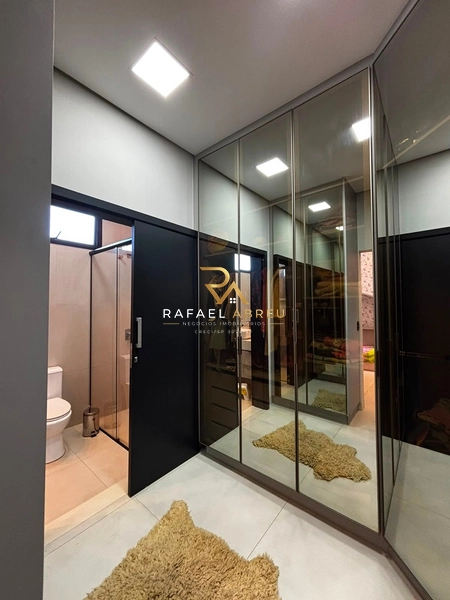 Sobrado à Venda no Quinta das Tipuanas | 3 Suítes, Elevador, Piscina Aquecida e Área Gourmet: 24ª foto da galeria de imagens do imóvel