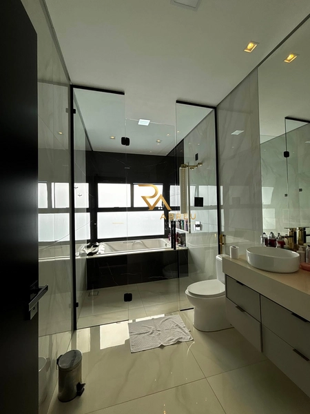 Sobrado à Venda no Quinta das Tipuanas | 3 Suítes, Elevador, Piscina Aquecida e Área Gourmet: 20ª foto da galeria de imagens do imóvel