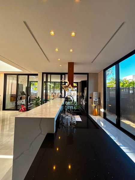 Sobrado à Venda no Quinta das Tipuanas | 3 Suítes, Elevador, Piscina Aquecida e Área Gourmet: 16ª foto da galeria de imagens do imóvel