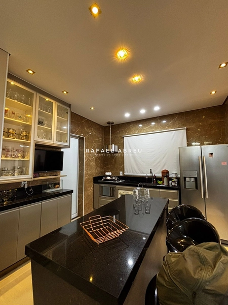 Casa de Alto Padrão à Venda no Village Damha I | 3 Suítes, Piscina Aquecida e Sauna: 29ª foto da galeria de imagens do imóvel