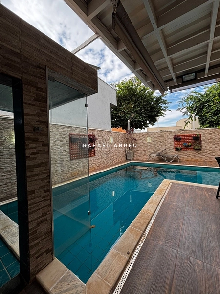Casa de Alto Padrão à Venda no Village Damha I | 3 Suítes, Piscina Aquecida e Sauna: 38ª foto da galeria de imagens do imóvel