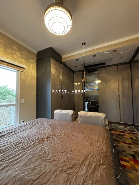 Casa de Alto Padrão à Venda no Village Damha I | 3 Suítes, Piscina Aquecida e Sauna: 10ª foto da galeria de imagens do imóvel