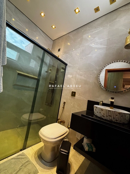 Casa de Alto Padrão à Venda no Village Damha I | 3 Suítes, Piscina Aquecida e Sauna: 11ª foto da galeria de imagens do imóvel