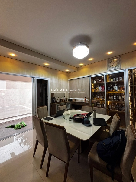 Casa de Alto Padrão à Venda no Village Damha I | 3 Suítes, Piscina Aquecida e Sauna: 32ª foto da galeria de imagens do imóvel