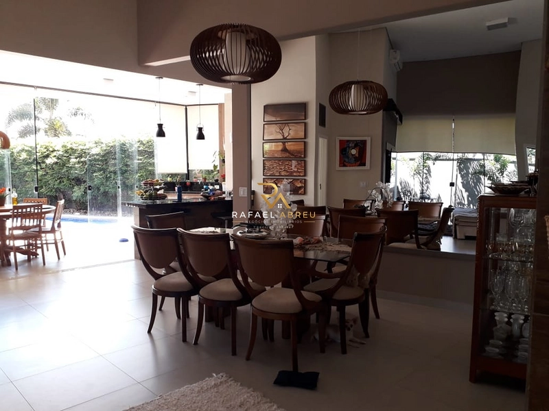 Casa à Venda no Residencial Damha | 3 Suítes, Piscina Aquecida e Sauna: 3ª foto da galeria de imagens do imóvel