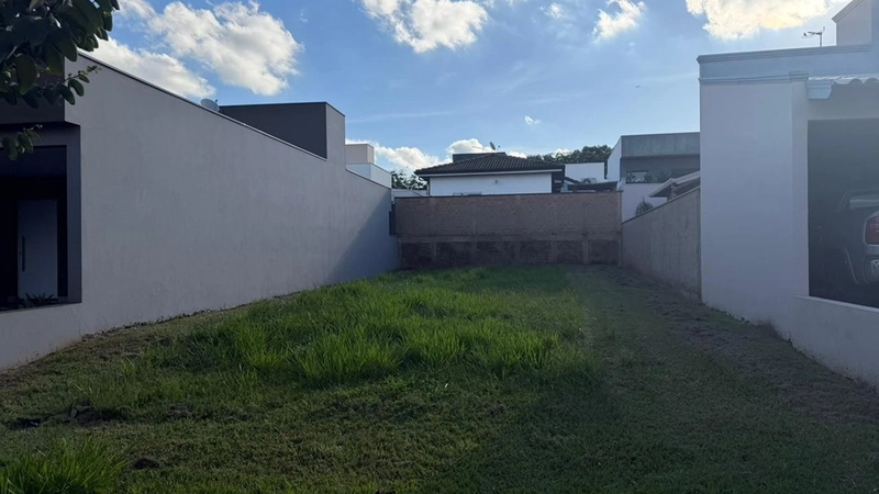 Terreno à Venda no Village Damha II | Parte Alta : 1ª foto da galeria de imagens do imóvel