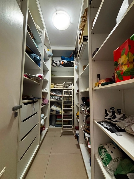 Sobrado à Venda no Condomínio Salto Grande | 5 Quartos: 18ª foto da galeria de imagens do imóvel