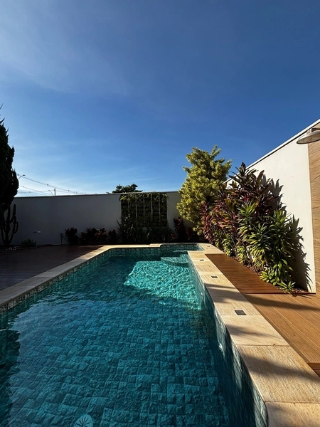 Casa de Alto Padrão à Venda | 3 Suítes, Piscina Aquecida e Energia Fotovoltaica: 24ª foto da galeria de imagens do imóvel