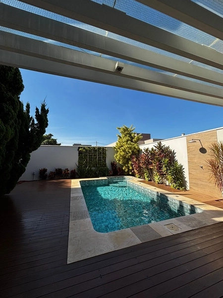 Casa de Alto Padrão à Venda | 3 Suítes, Piscina Aquecida e Energia Fotovoltaica: 10ª foto da galeria de imagens do imóvel