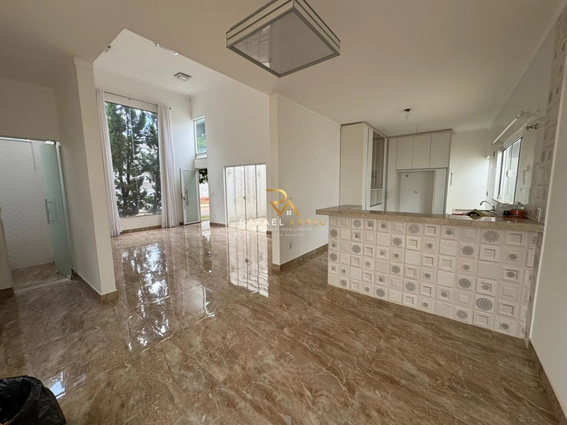 Casa à Venda no Village Damha I | 3 Suítes e 396 m² de Terreno: 5ª foto da galeria de imagens do imóvel