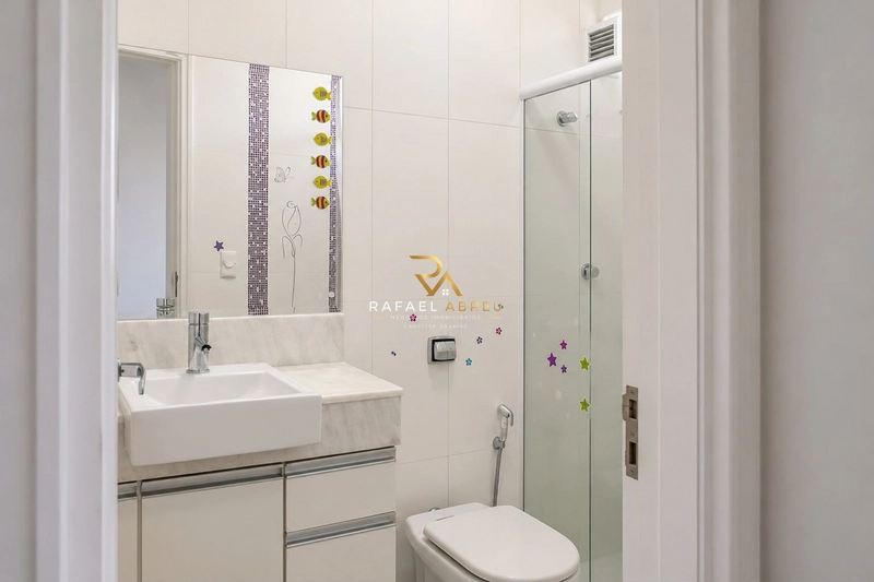 Sobrado de Alto Padrão à Venda no Parque Residencial Damha | 5 Suítes e Piscina: 13ª foto da galeria de imagens do imóvel